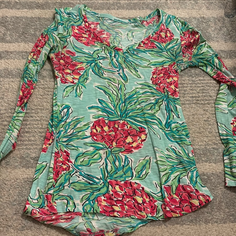 V neck Lilly Pulitzer